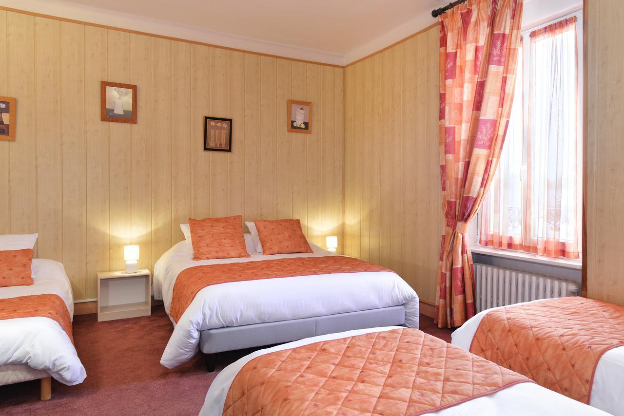 Logis Hotels Restaurant Le Dauphin Salbris Esterno foto
