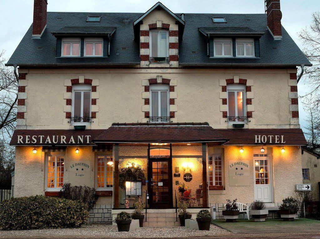 Logis Hotels Restaurant Le Dauphin Salbris Esterno foto